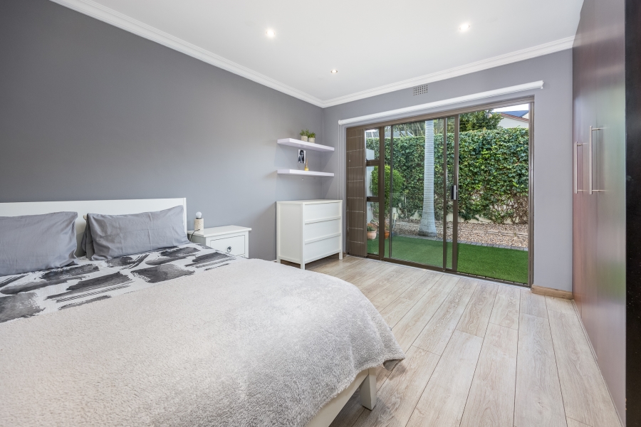 4 Bedroom Property for Sale in Loevenstein Western Cape